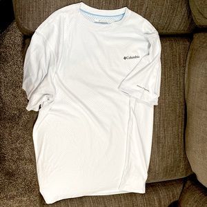 NWOT Columbia Omni-freeze Performance Shirt